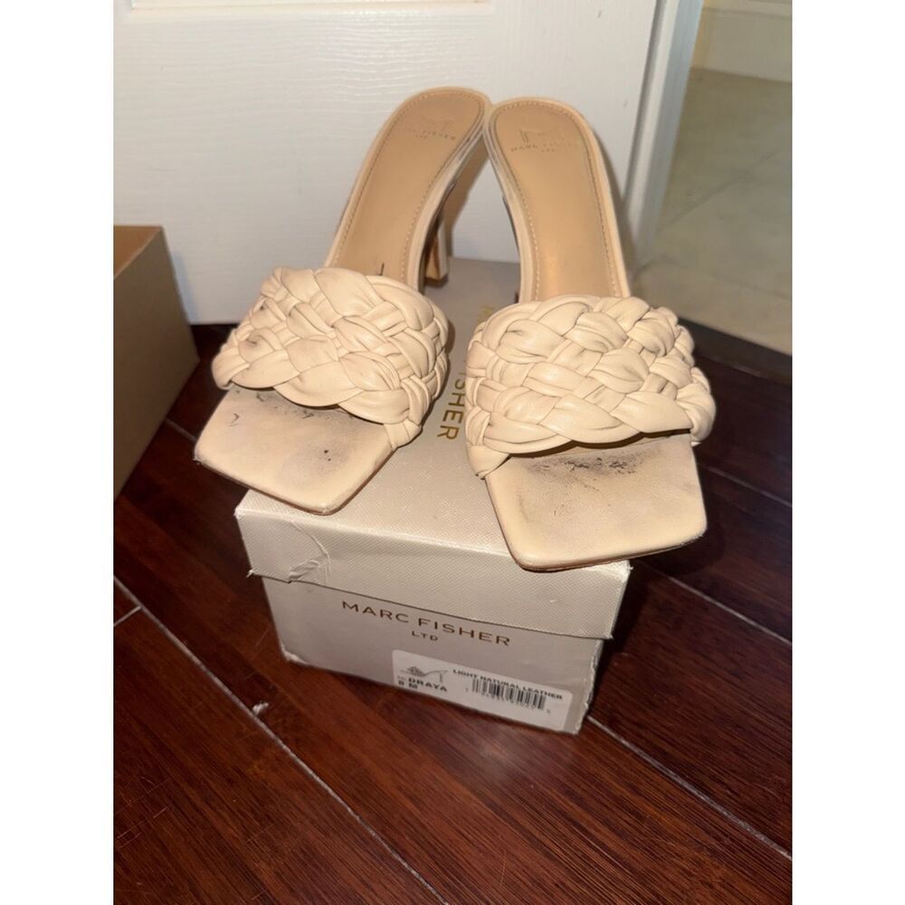 Marc Fisher Braided Cream Slide Heels - Excellent Condition - Size 8 - With Box